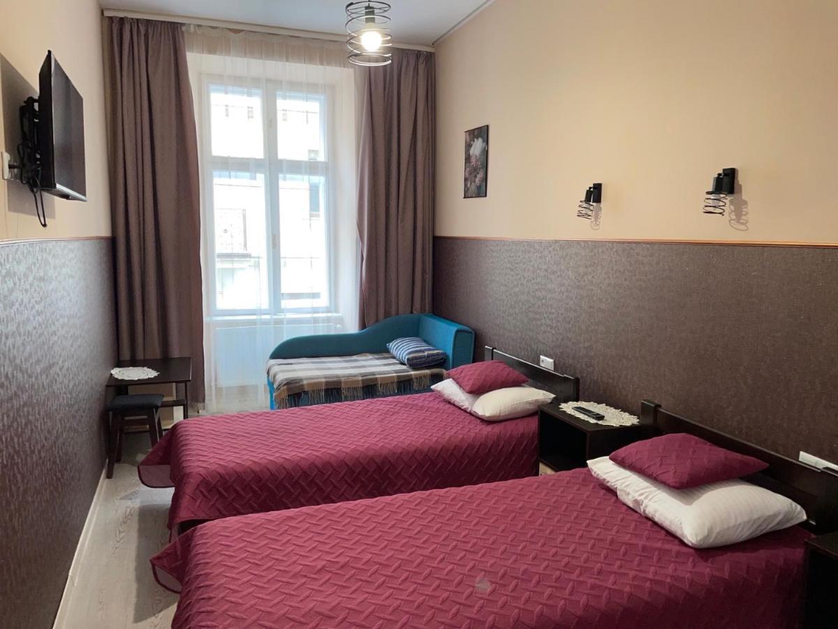 Вірменська 8 Lviv Bagian luar foto