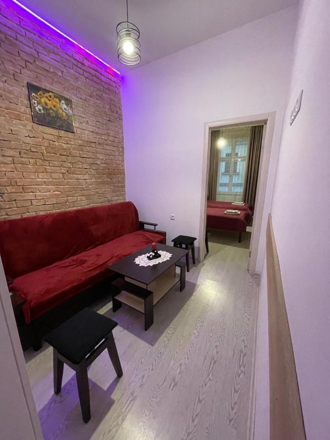 Вірменська 8 Lviv Bagian luar foto